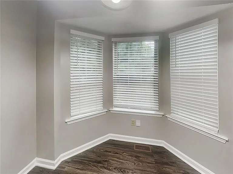 436 Allgood Cir — Photo 6