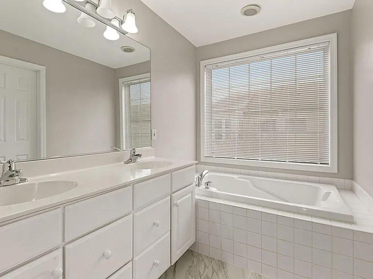 5192 Fiery Dawn Ct — Photo 20