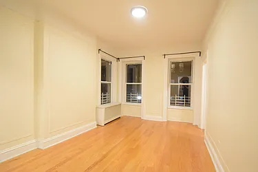 Rented by Rolling Stone Realty LLC