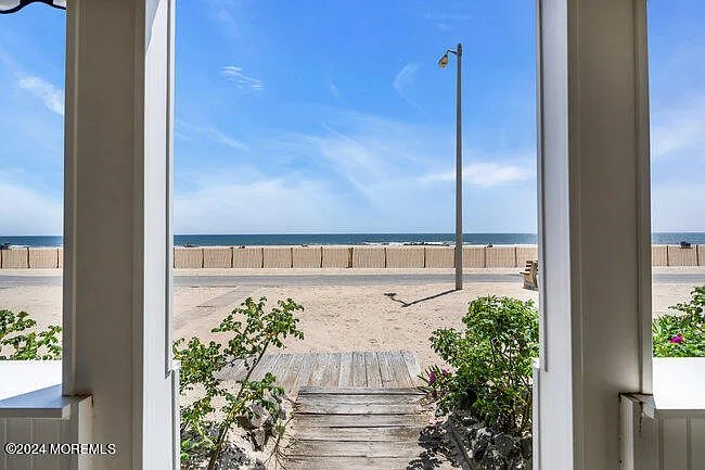 157 Beachfront Front — Photo 40