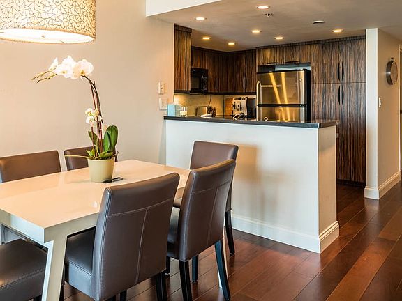 5th image of 13700 Marina Pointe Dr Unit 502