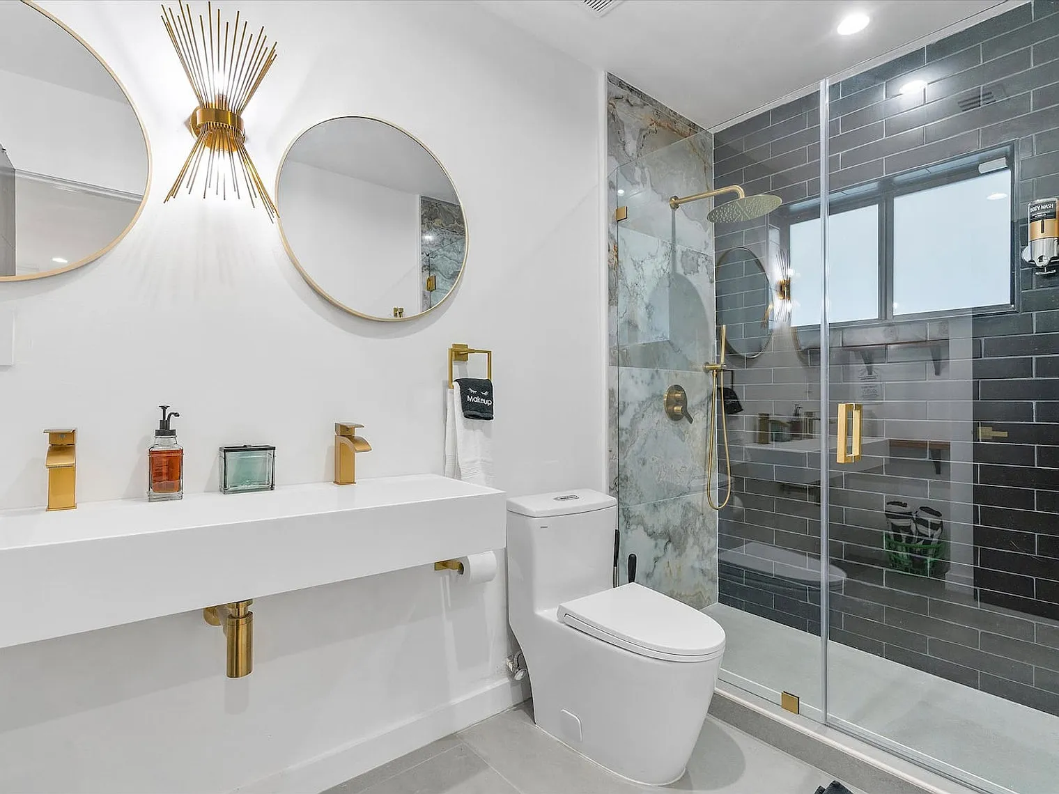1 bed, 1.0 bath, 699 sqft, $3,333 — Photo 4