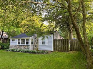1300 Swan Dr, Annapolis, MD