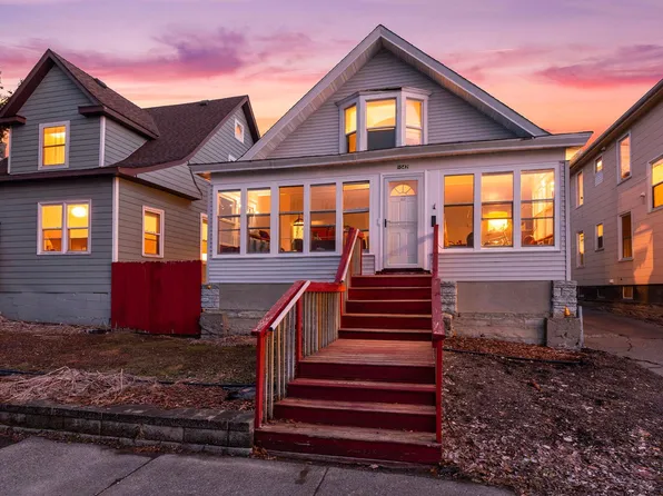 1042 16th Ave SE, Minneapolis, MN 55414