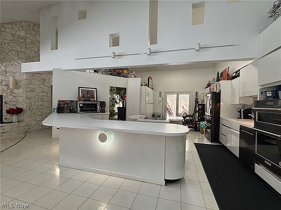 4th image of 10765 Bell Rd