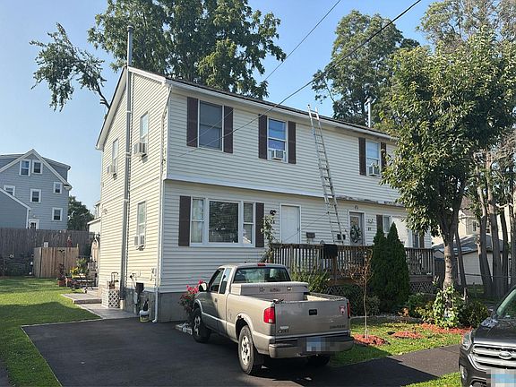 3rd image of 37 Short St