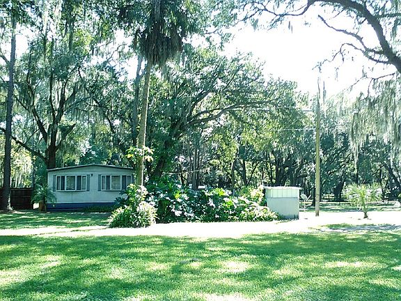 4th image of 4234 Brackwood Road