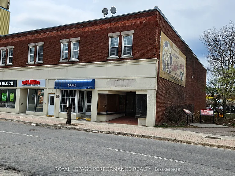 224 A Pitt St #7 — Photo 1