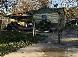 8161 Oak Knoll Ln, Houston, TX 77028