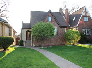 10238 S Bell Ave, Chicago, IL