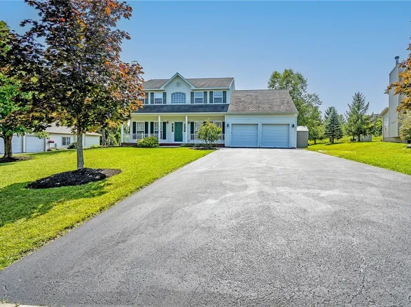 6439 Tulipwood Ln, Jamesville, NY 13078