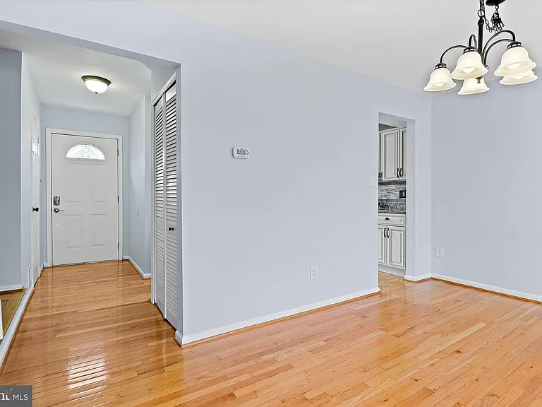 9553 Cherry Oak Ct — Photo 19