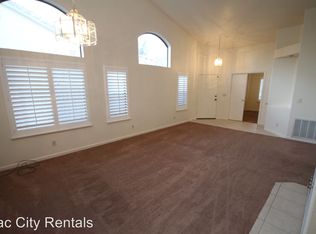 4921 Felicia Way, Elk Grove, CA