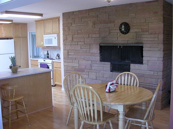 Nook w/ Fireplace