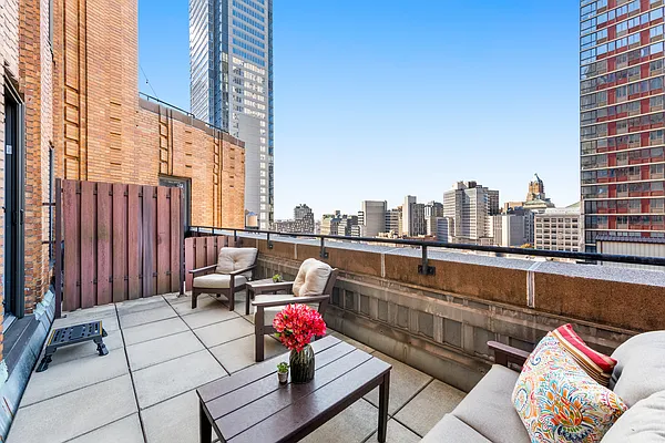 Sold by Douglas Elliman | media 4