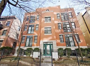 917 W Lakeside Pl APT 1W, Chicago, IL 60640