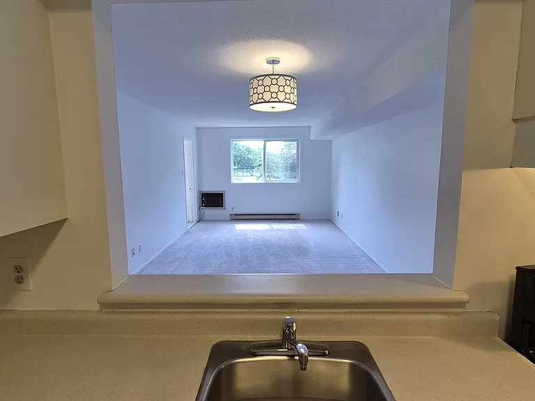 318 Lorry Greenberg Dr #322 — Photo 17