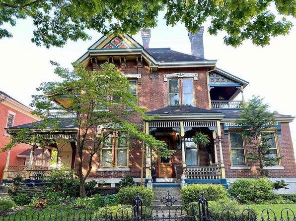 61 Linden Ave