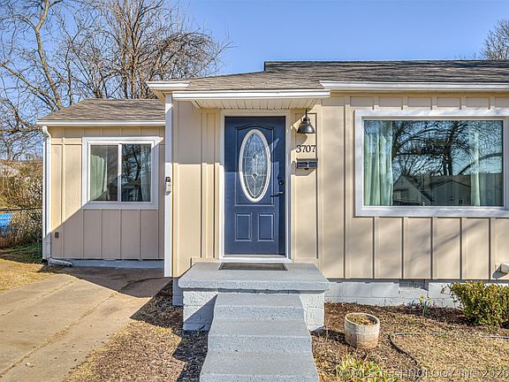 3rd image of 3707 W 42nd St