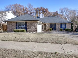 314 Overland Dr, Garland, TX 75040