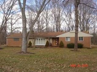2420 Eastwood Ave, Newton Falls, OH 44444