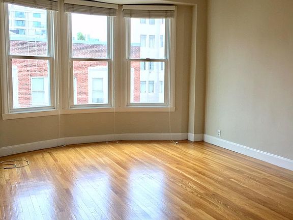 4th image of 1835 Clay St APT 404