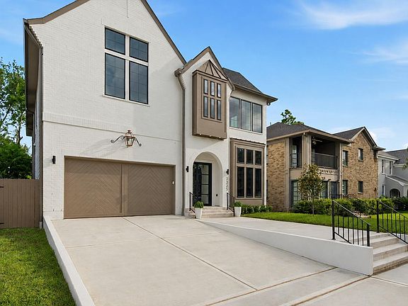 2nd image of 2325 Wroxton Rd