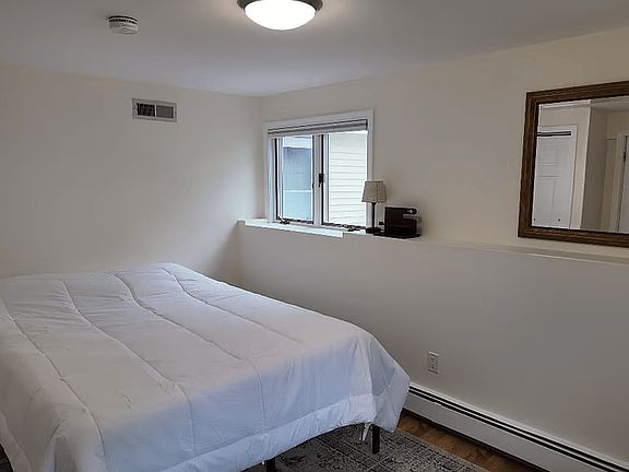 4th image of 37 Locust St APT B