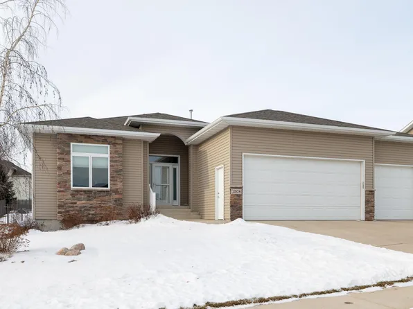 1208 Eagle Crest Loop, Bismarck, ND 58503