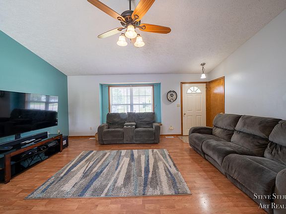 4th image of 11312 Starflower Dr