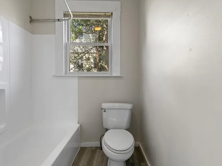 21 Sheldon Ter #1 — Photo 16