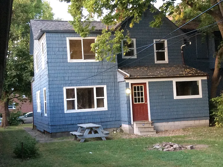65 E Norwich Ave — Photo 4