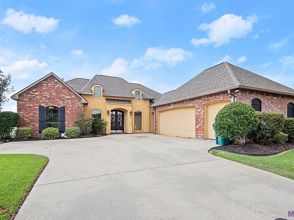 2nd image of 13461 Williamsburg Dr
