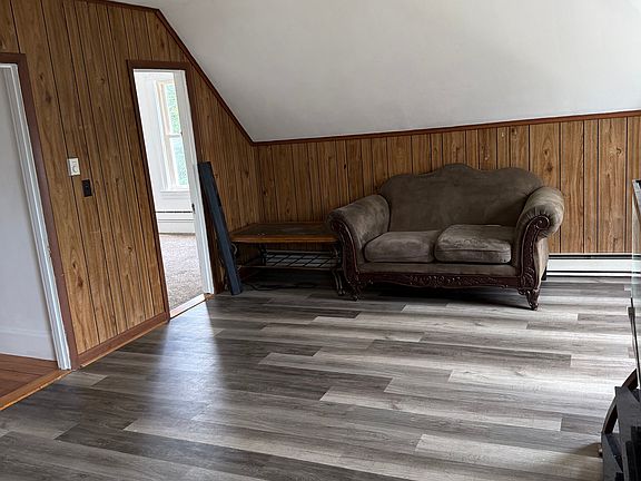 4th image of 37 Bracewell Ave #35