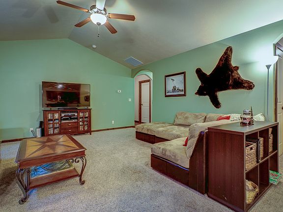 4th image of 976 N Harlequin Dr