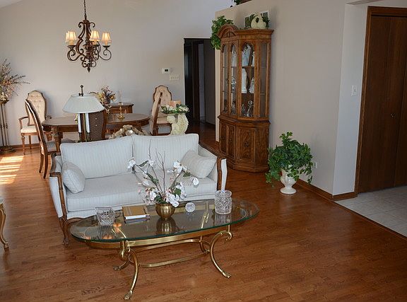 4th image of 18338 Pine Lake Dr