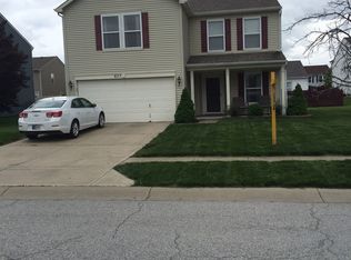 637 Hickory Pine Dr, New Whiteland, IN 46184