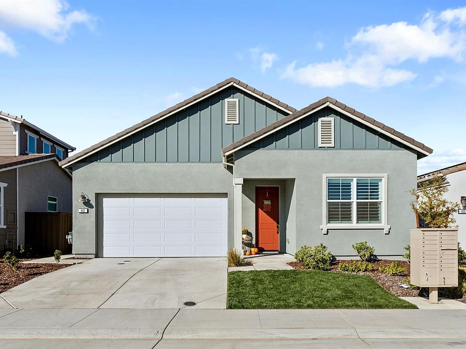 1st image of 802 Clementine Dr