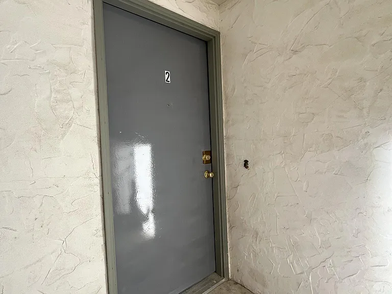 441 Smithers Ave S #2 — Photo 9