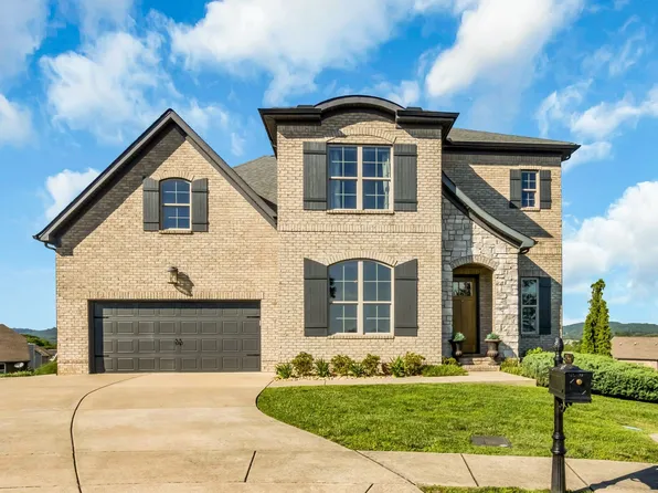 2344 Coppergate Way, Thompsons Station, TN 37179