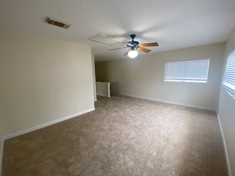 8802 Bridgefield — Photo 17