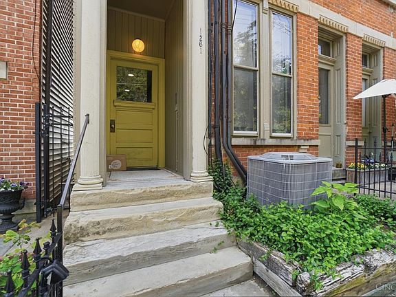 3rd image of 1261 Ida St
