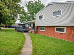 205 E Ohio St, Waynesfield, OH 45896