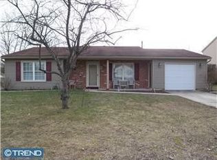 17 Uranus Rd, Sewell, NJ 08080