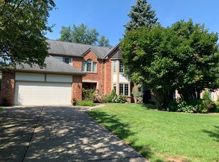 1045 Whittier Rd, Grosse Pointe Park, MI 48230