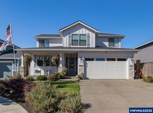 155 NW Beaver Ct, Dallas, OR 97338