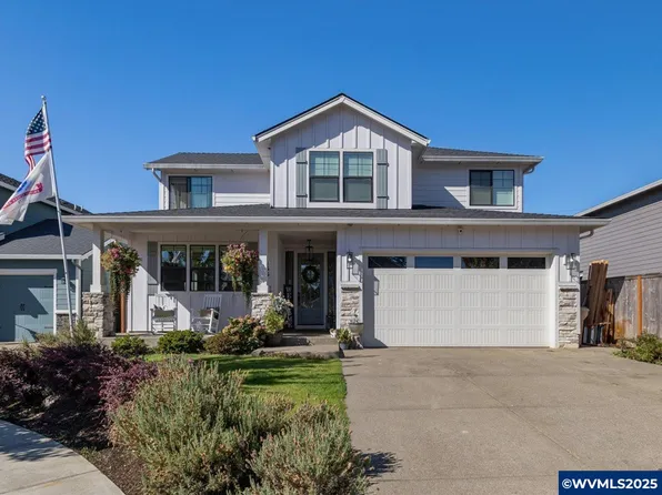 155 NW Beaver Ct, Dallas, OR 97338