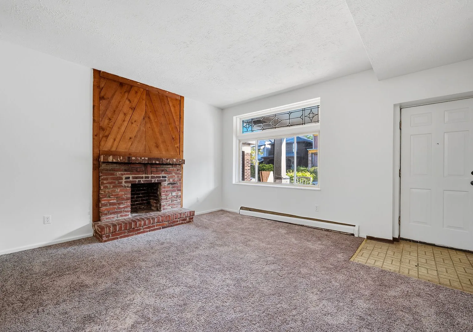 2232 Woodstock Avenue — Photo 3
