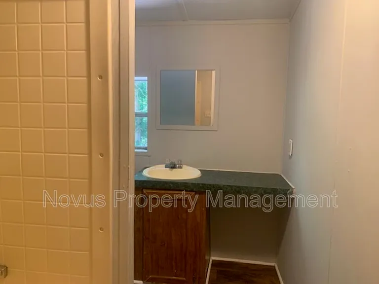 221 Oakleigh Dr — Photo 14