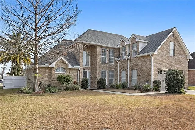 701 Church Pointe Dr